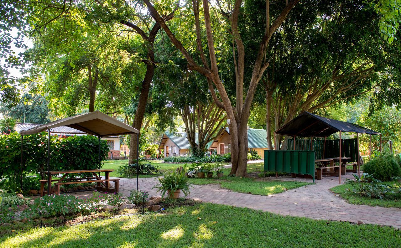 Fringilla Lodge Chisamba Buitenkant foto